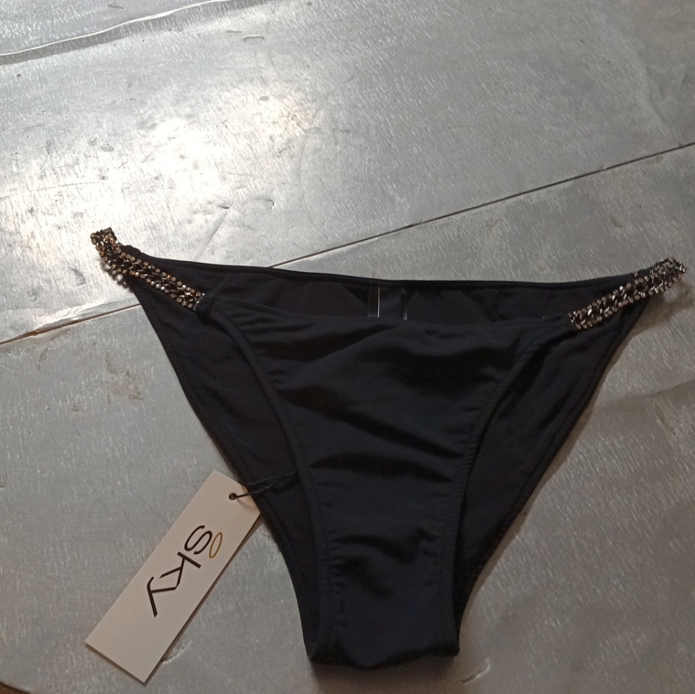 Sky Brand NWT Woman's Bikini Bottom Size Medium